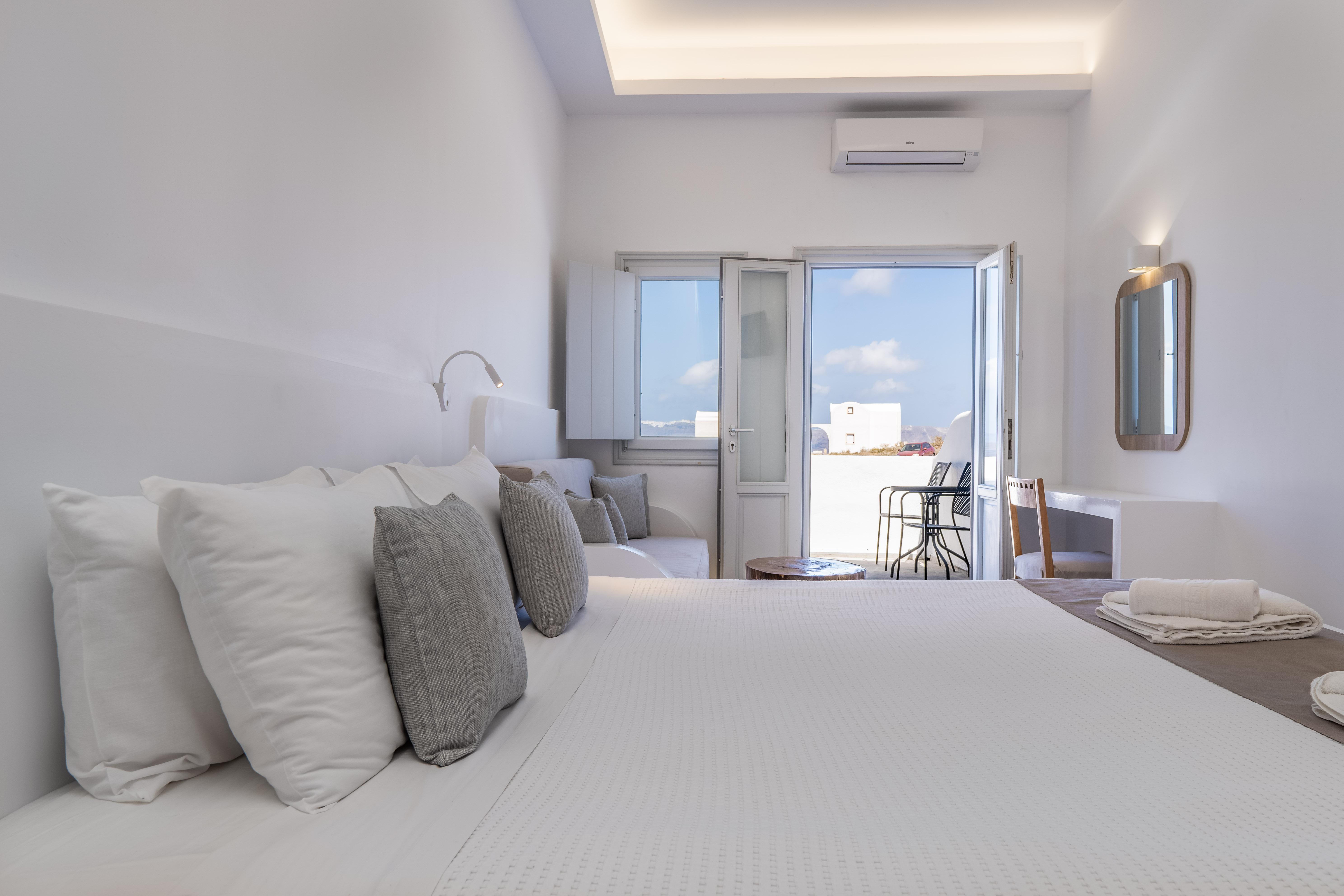 Serenita Luxury Suites Akrotírion المظهر الخارجي الصورة