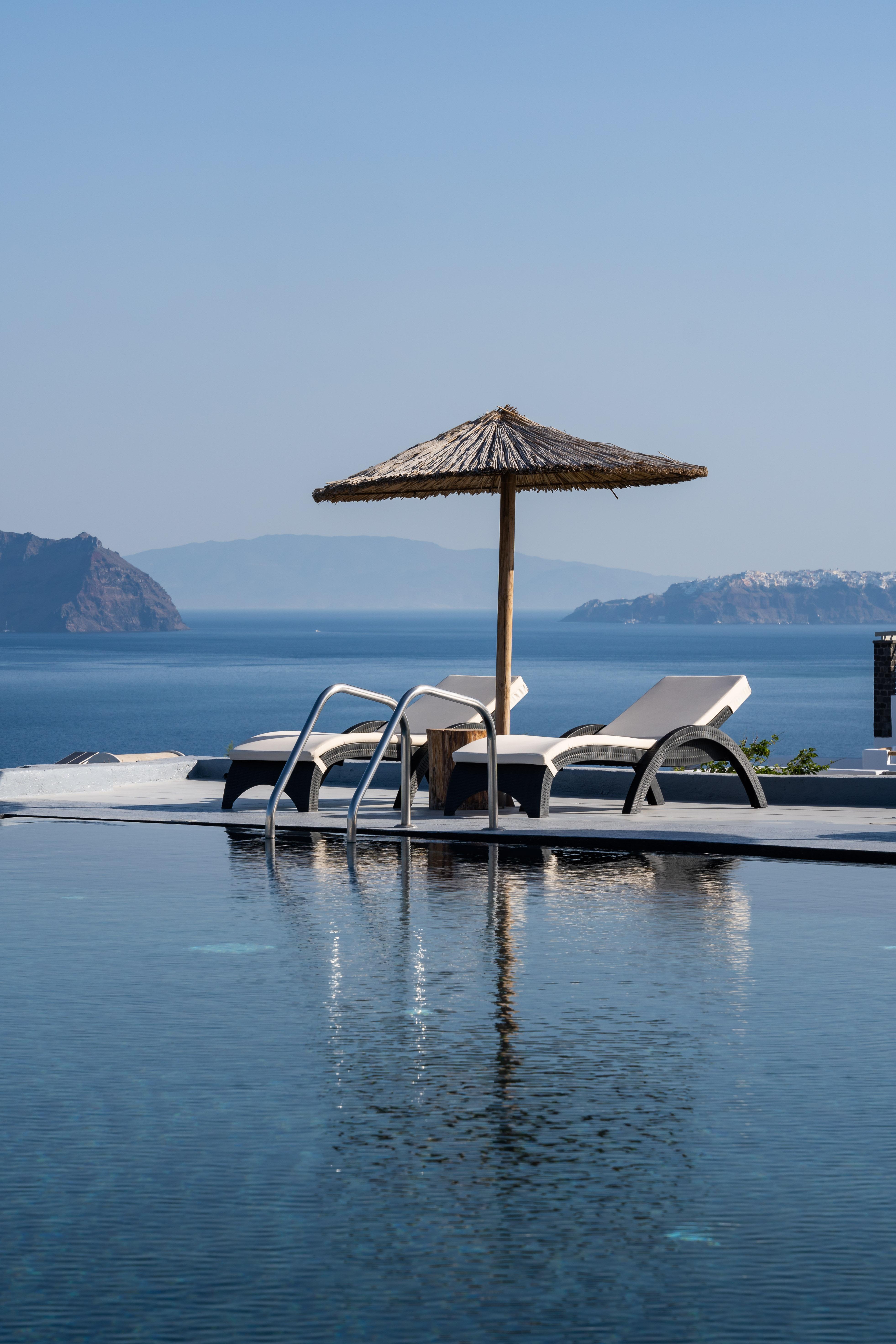 Serenita Luxury Suites Akrotírion المظهر الخارجي الصورة