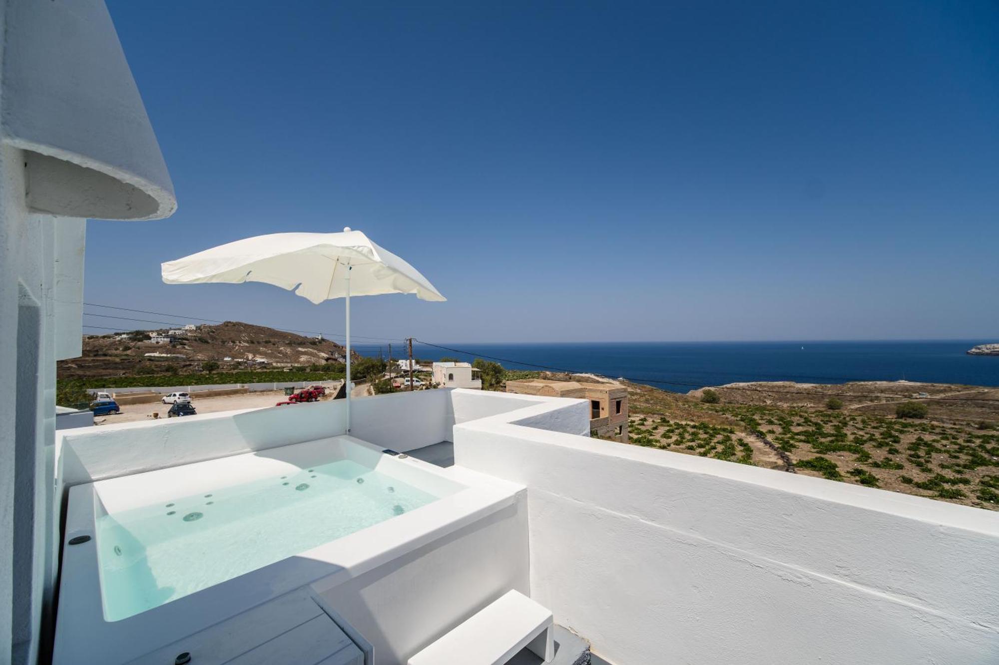 Serenita Luxury Suites Akrotírion المظهر الخارجي الصورة
